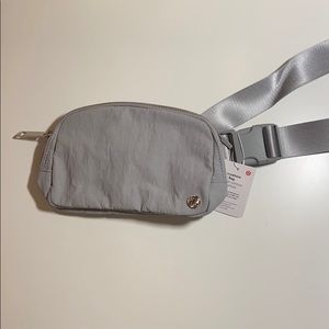 Lululemon Everywhere Belt Bag